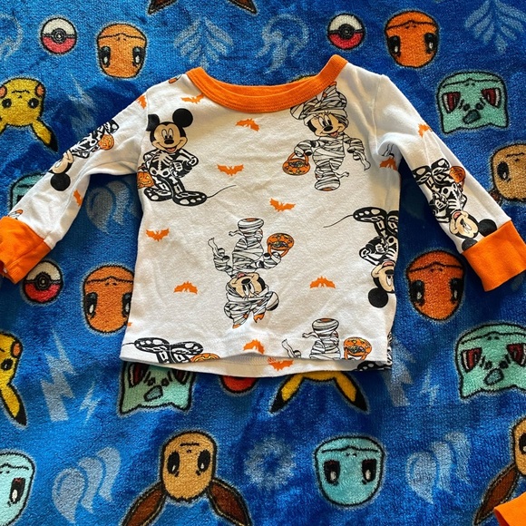 Disney Orange and White Pajama Set with Mickey and Minnie Mouse Halloween Print - Picture 2 of 7